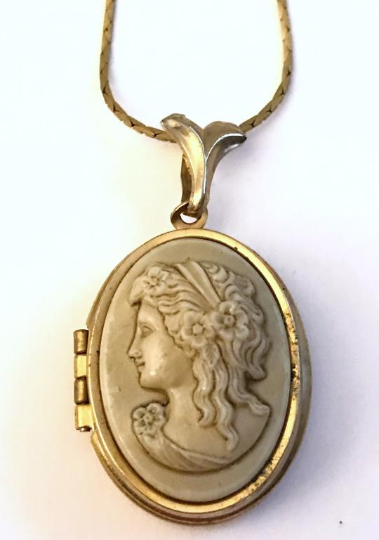 CAMEO LOCKET NECKLACE: SUBMIT YOUR BID TODAY!