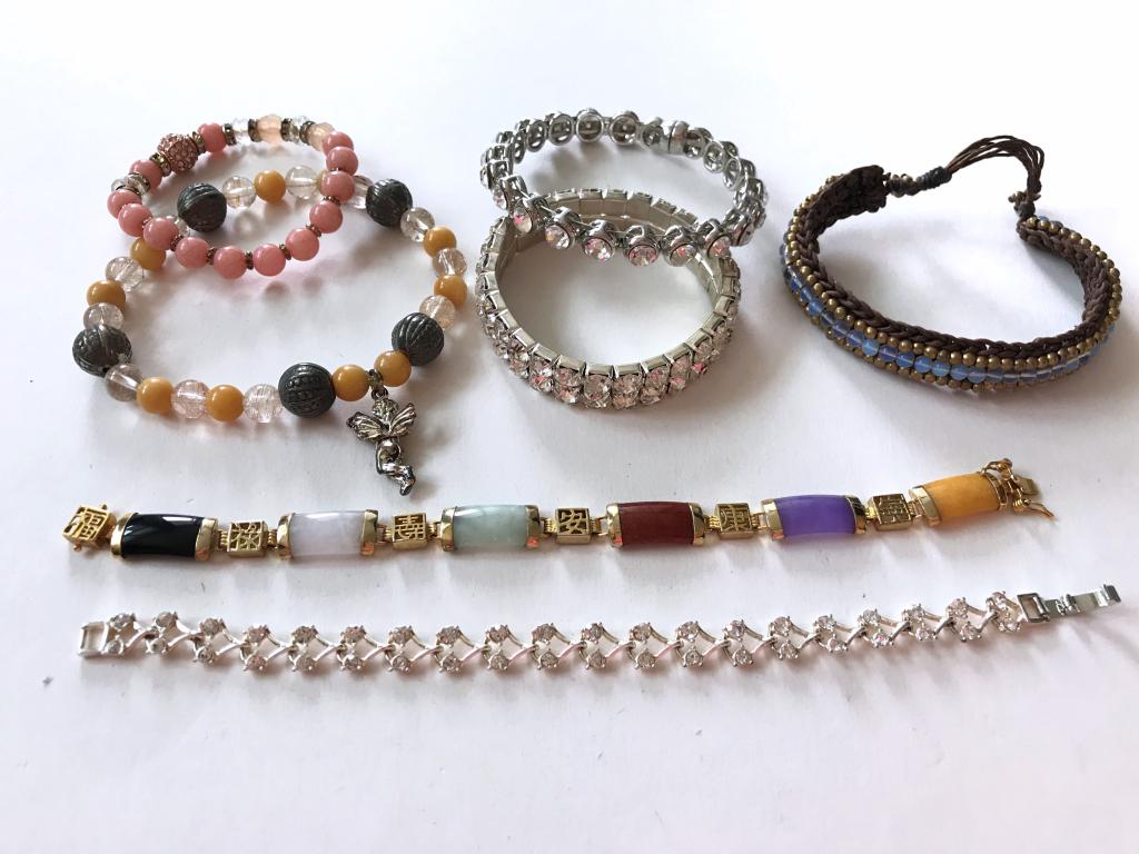 7 BRACELETS- DIFFERENT STYLES] (1 of 2)