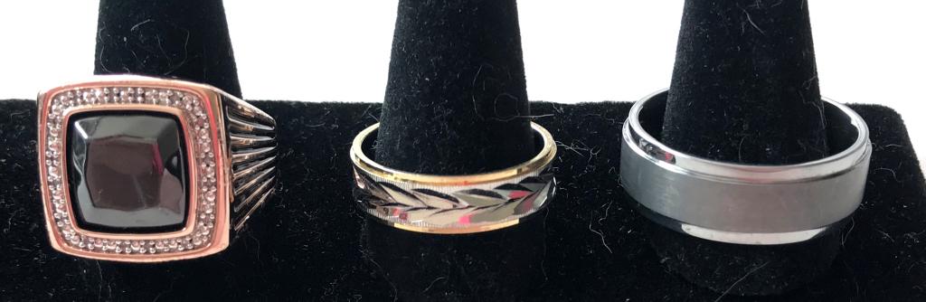 3 MEN'S RINGS, 1 MARKED (1 of 4)