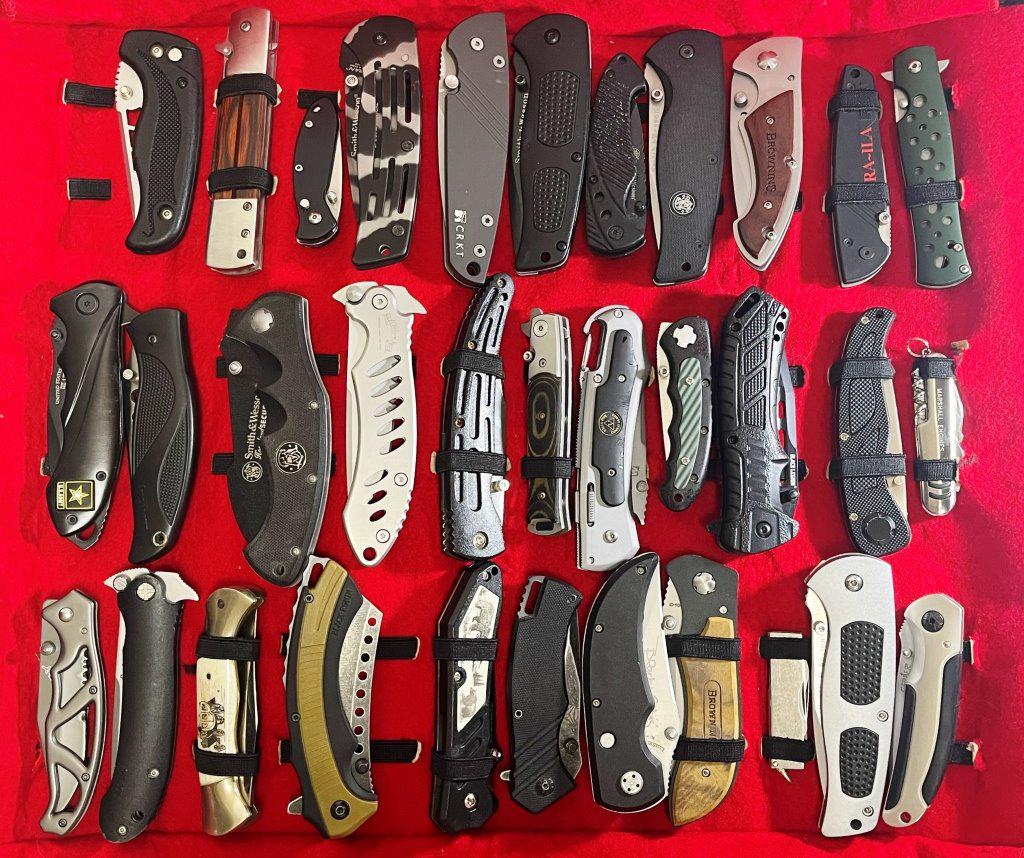 (33) KNFIE COLLECTION - ALL DIFFERENT (1 of 6)