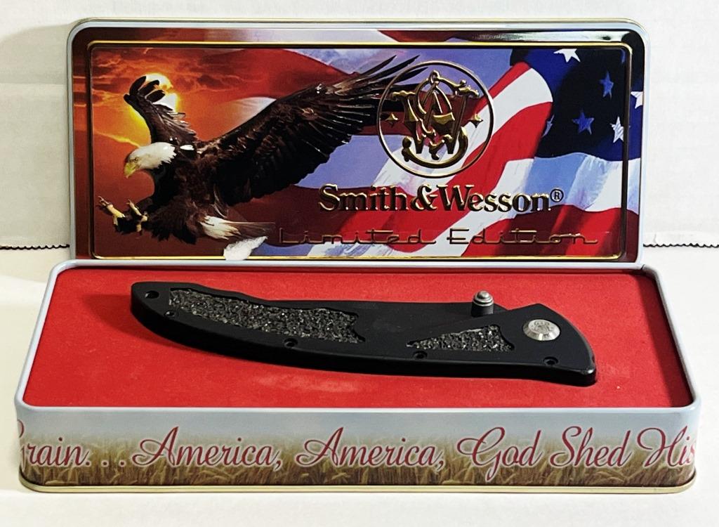 SMITH & WESSON 24-7 LIMITED EDITION TACTICAL (1 of 7)