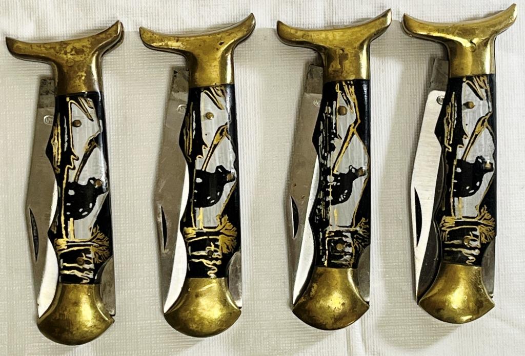 (4) LOCK BACK KNIVES BEAR on HANDLE (1 of 5)
