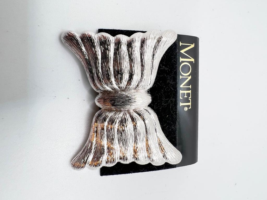 MONET BOW: MONET BOW COST 0