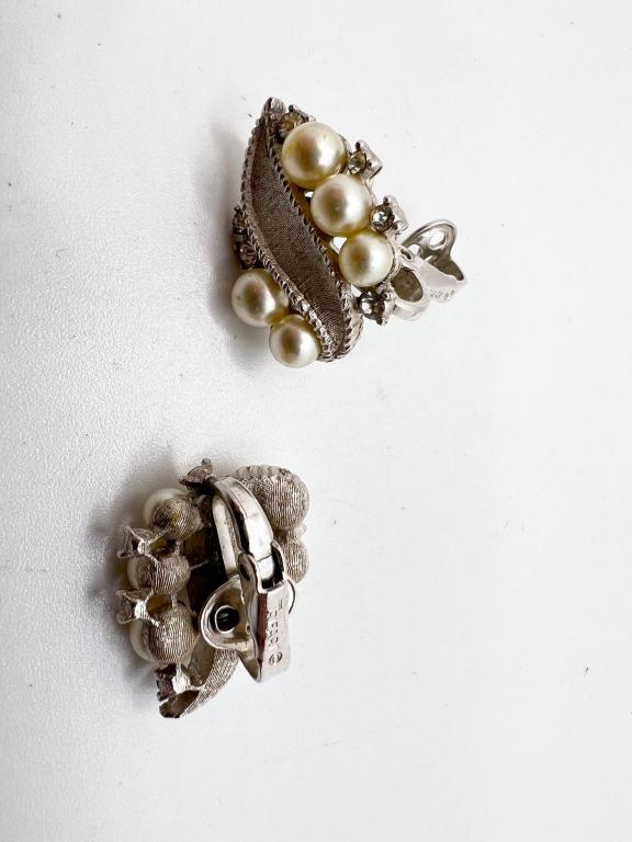 TRIFARI CROWN SET: TRIFARI CROWN SET COST 0