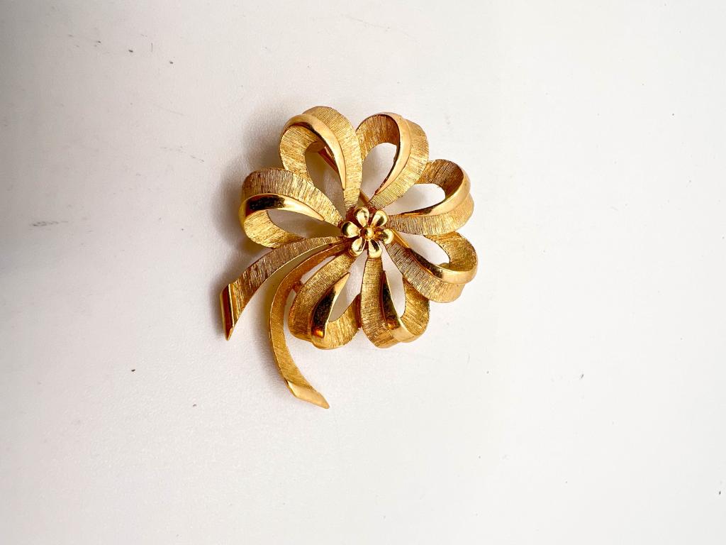 TRIFARI CROWN LEAF: TRIFARI CROWN LEAF COST 0