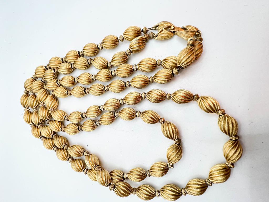 MONET NECKLACE: MONET NECKLACE COST 0
