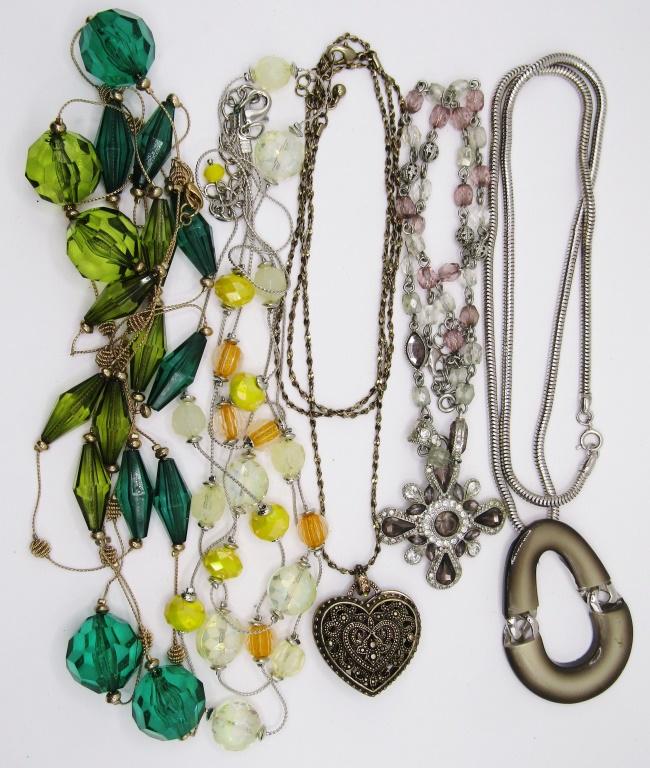 5 BEAUTIFUL STRAND NECKLACES!: 1 MARKED TRIFARI!