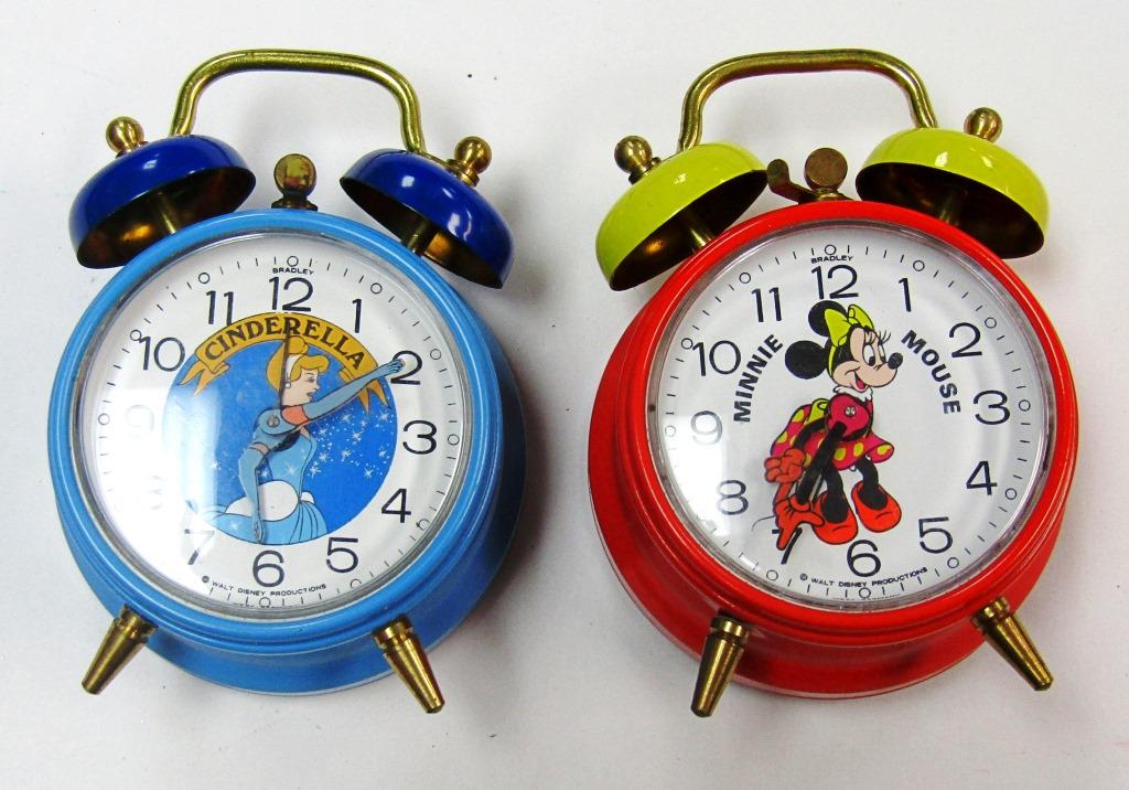 2-VTG BRADLEY DISNEY TRAVEL ALARM CLOCKS (1 of 4)