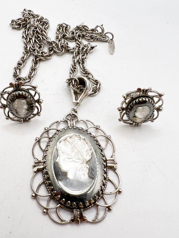 WHITING DAVIS INTAGLIO MATCHING SET: INTAGLIO MATCHING SET ,WHITING DAVIS INTAGLIO MATCHING SET