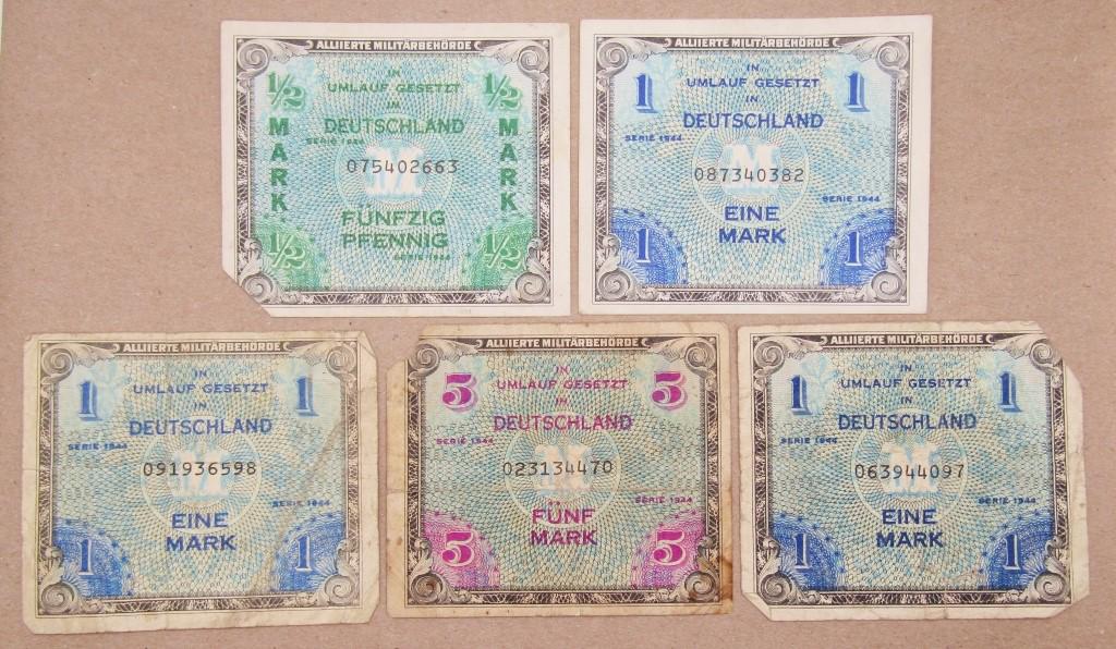 5-MILITARY PAYMENT NOTES - MIXED LOT (1 of 2)