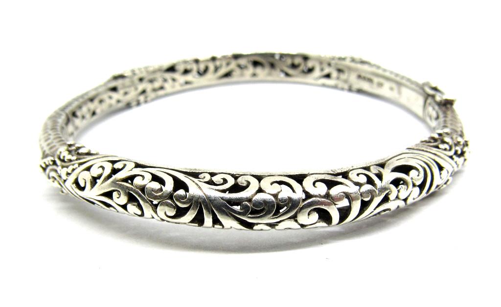 SARDA STERLING BANGLE WITH CUT OUT SCROLL (1 of 3)