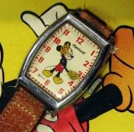VTG 1940s INGERSOLL WDP MICKEY MOUSE (1 of 4)