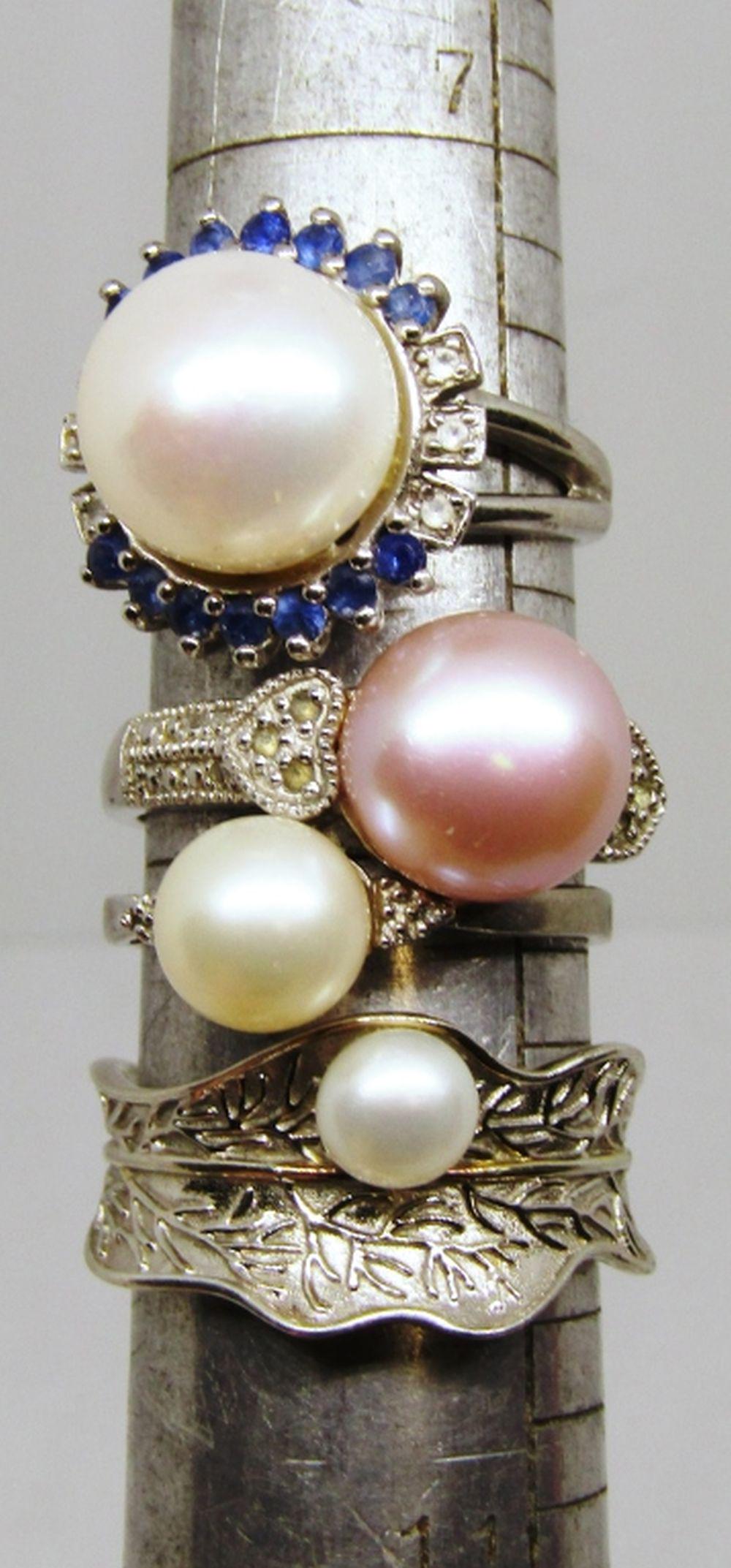 (4) PEARL STERLING LADIES RINGS: SIZES 8-10 - 14 DWT