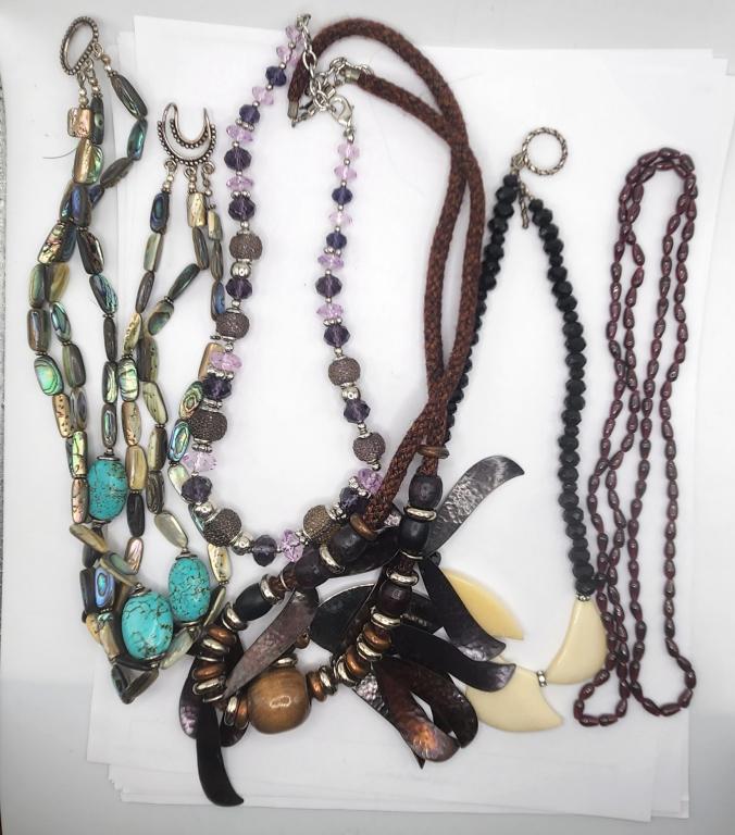 5-BEADED FASHION NECKLACES (1 of 4)