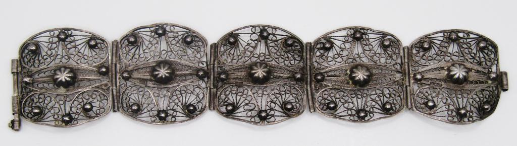 VINTAGE EGYPT STERLING FILIGREE PANEL BRACELET (1 of 4)