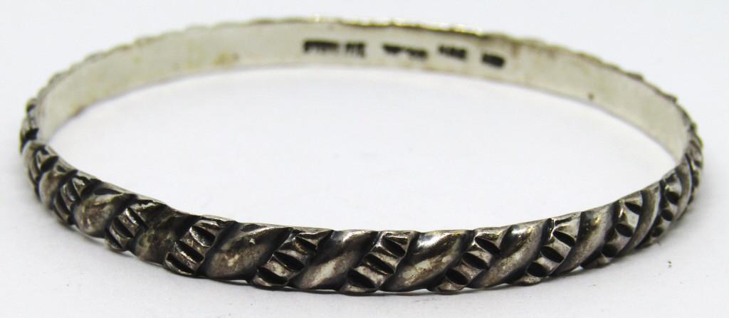 TAXCO MEXICO STERLING BANGLE (1 of 3)
