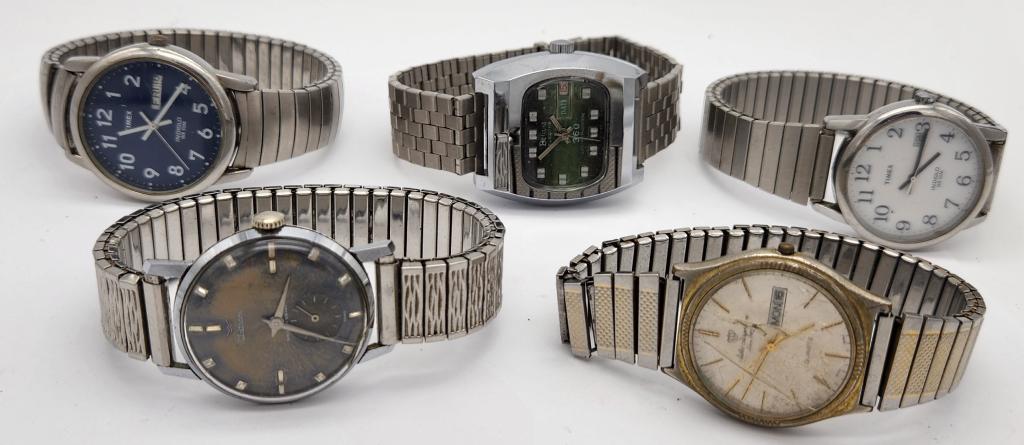 5-VINTAGE MEN'S SILVER TONED WRISTWATCHES: TIMEX INDIGLO 30 M WR CALENDAR RUNNING-WALTHAM-BOLLVIA ELECTRA CALENDAR RUNNING-TIMEX INDIGLO 30M WR DAY DATE-JULES JENSON DAY DATE-ALL WATCHES UNTESTED