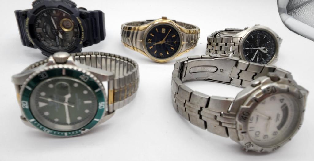 5-MEN'S FASHION WRISTWATCHES: CASIO: SPORTS-SERGIO VALENTE CALENDAR-SEIKO CHRONOGRAPH-TIMEX INDIGLO 50M WR-JULES JENSON-ALL WATCHES UNTESTED