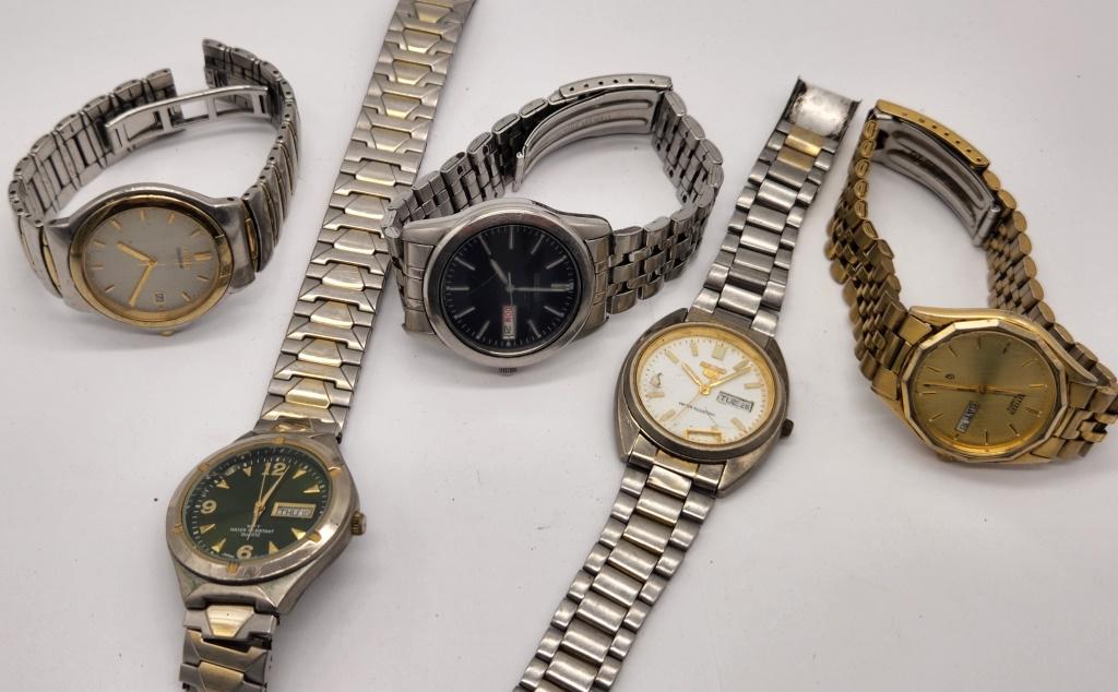 5-CHUNKY MEN'S FASHION WRISTWATCHES:: CITIZEN ECHO DRIVE CALENDAR-CITIZEN QUARTZ DAY DATE-SEIKO DAY DATE-SEIKO WR DAY DATE-QUARTZ DAY DATE-ALL WATCHES UNTESTED