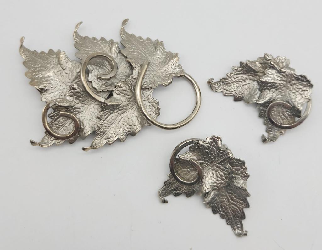 SET! VTG JUDY LEE LEAF BROOCH WITH MATCHING (1 of 4)