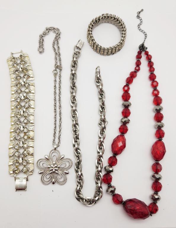 VINTAGE JEWELRY LOT: (1)RHINESTONE STRETCHY (1 of 8)