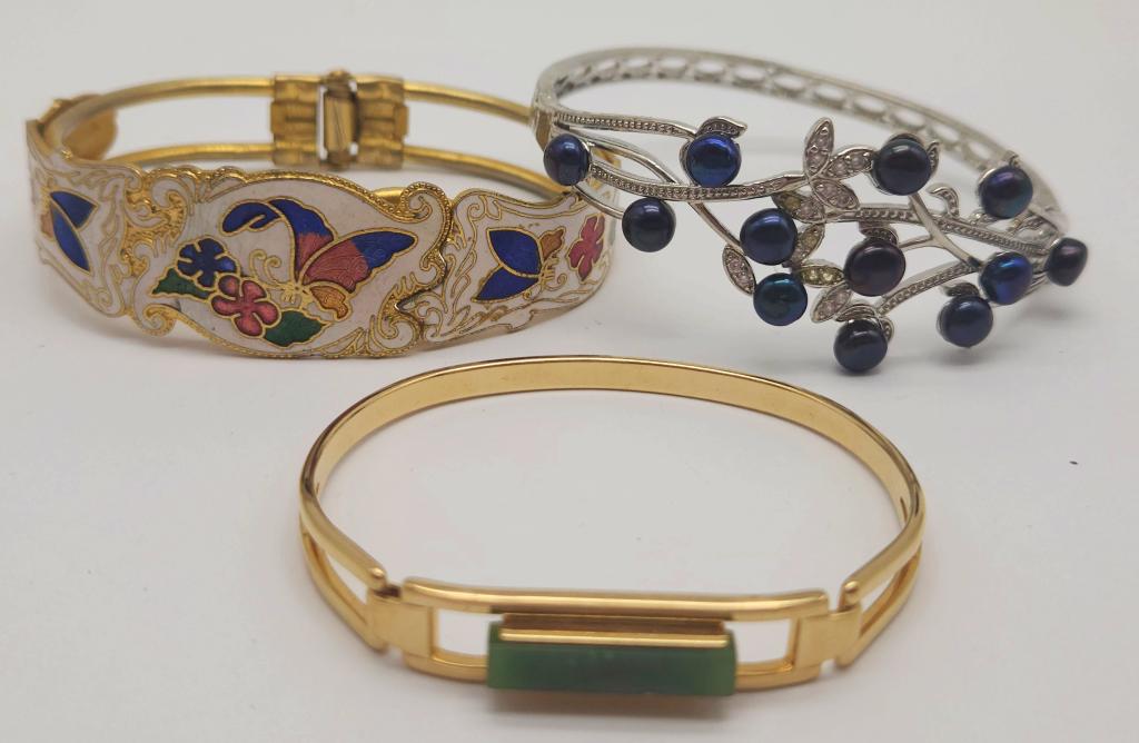 3-VINTAGE HINGED BANGLES: BUTTERFLY ENAMEL: DESING-RHINESTONES WITH NAVY BEADS & (1)AVON WITH JADE CENTER