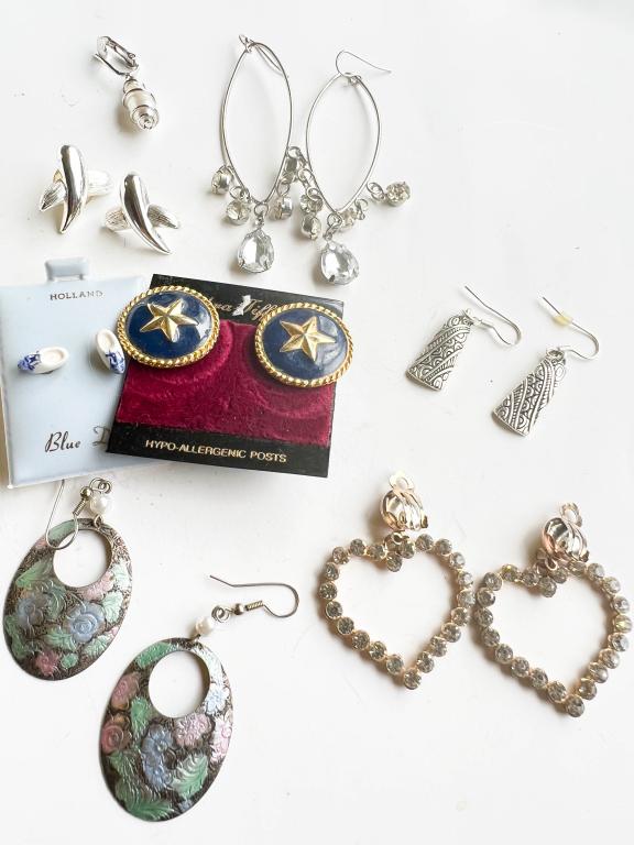 VINTAGE EARRINGS ASSORTMENT (1 of 1)