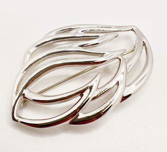 MONET SIGNED BROOCH: MONET SIGNED BROOCH , EXCELLENT !!!