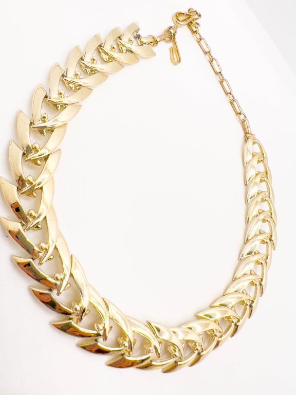 CORO SIGNED NECKLACE (1 of 1)