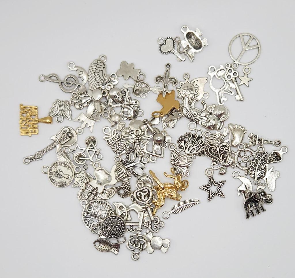 LARGE LOT OF BRACELET CHARMS: LARGE LOT OF BRACELET CHARMS , MANY STYLES AND ITEMS