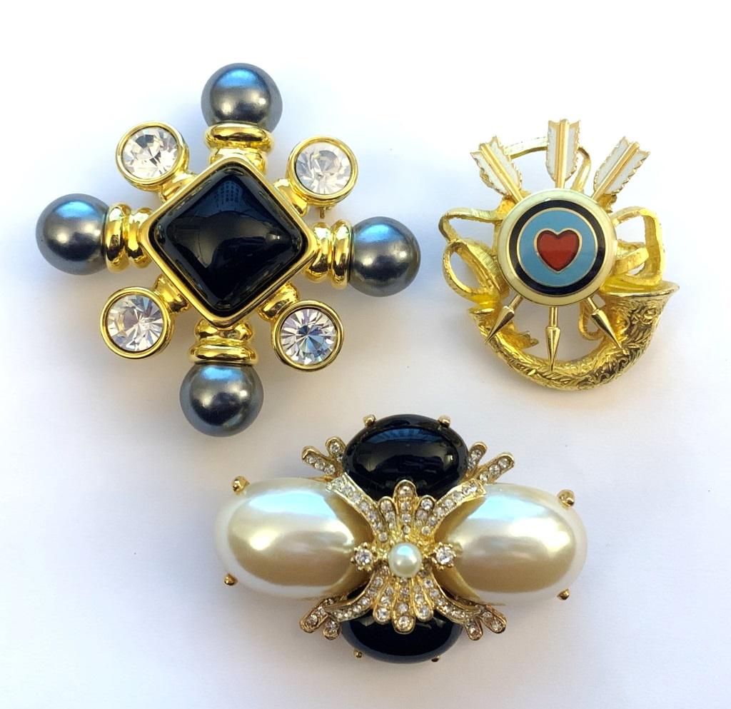JOAN RIVERS BROOCHES- LOT OF 3 (1 of 2)