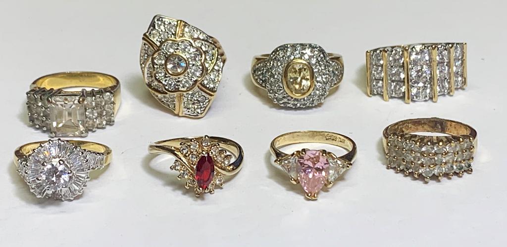 EYE CATCHING LADIES RING LOT! (1 of 2)