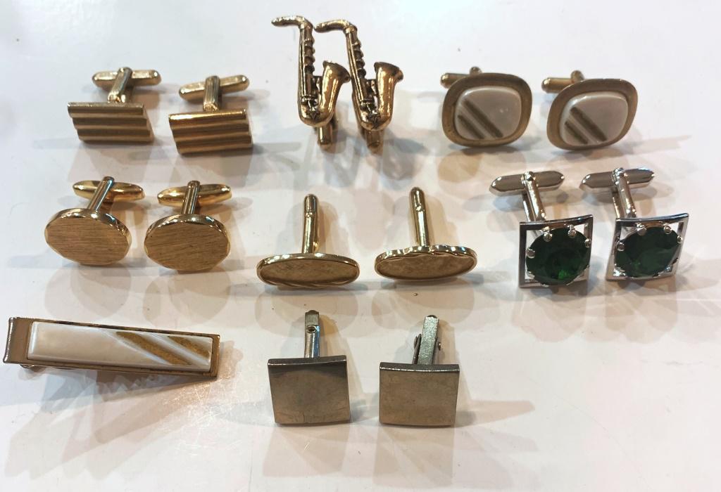 CUFF LINK & TIE CLIP/S LOT (1 of 2)