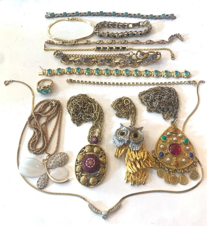 NECKLACES, BRACELETS, & 1 MATCHING RING: BLUE, OWLS, RHINESTONES, BUTTERFLY