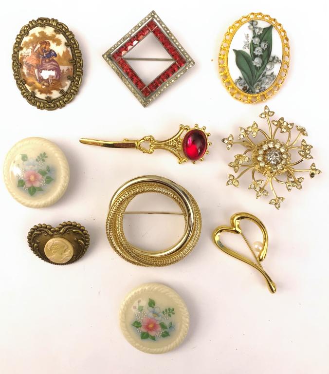 11 BROOCHES (1 of 2)