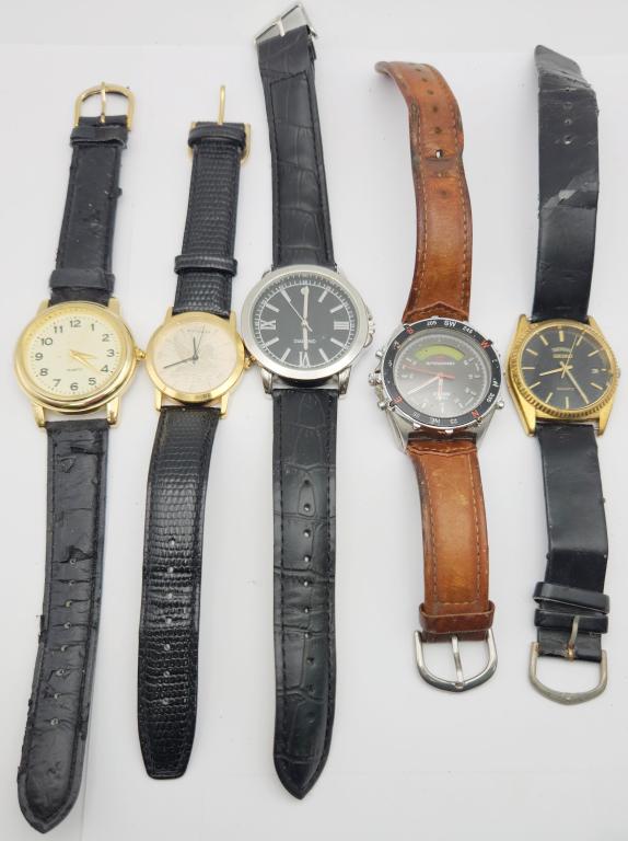 5-VINTAGE MEN'S WRISTWATCHES WITH LEATHER (1 of 12)