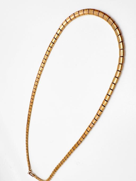 TRIFARI CHAIN NECKLACE: TRIFARI SIGNED CHAIN NECKLACE GOLD TONE