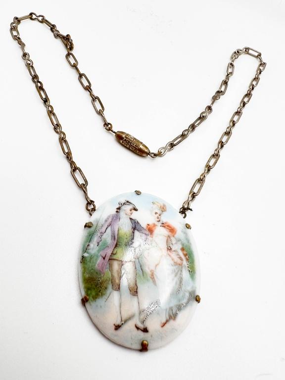 BEAUTIFUL CAMEO NECKLACE +: BEAUTIFUL CAMEO NECKLACE, PAINTED WITH BARREL CLASP
