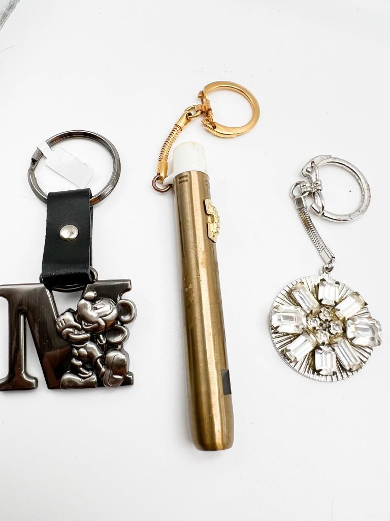 KEYCHAINS WHISTLE + MORE (1 of 1)