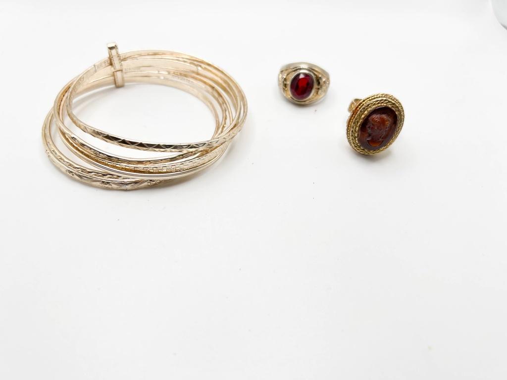 CAMEO LOCKET RING + MORE: CAMEO LOCKET RING + MORE