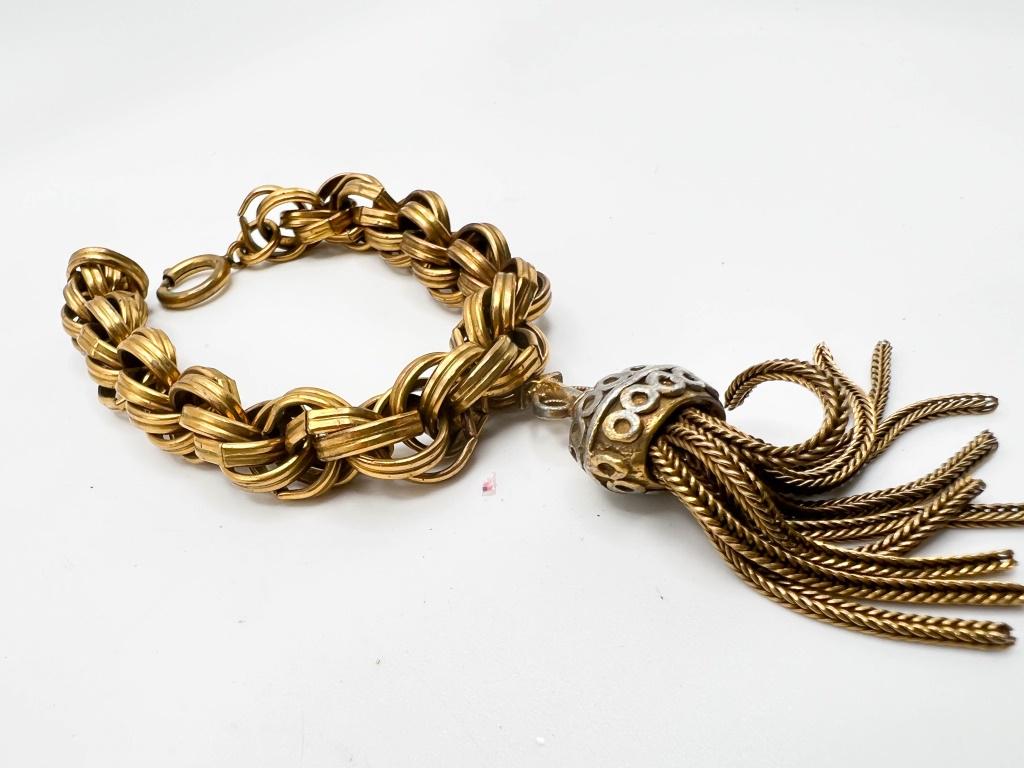 HEAVY BRACELET W DANGLE: HEAVY BRACELET WITH DANGLE TASSEL