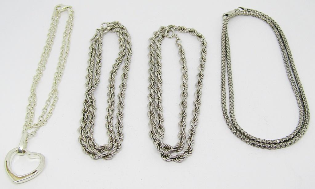 (4) STERLING CHAINS (1) HEART PENDANT (1 of 7)