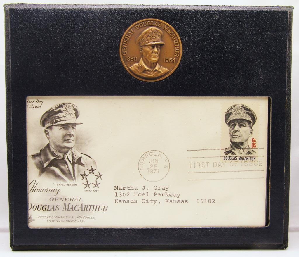 DANBURY MINT DOUGLAS MACARTHUR COMMEM: BRONZE MEDAL AND FIRST DAY OF ISSUE STAMP