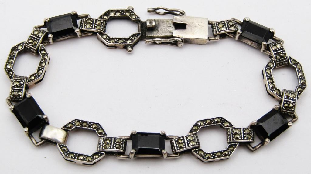 7.5 INCH STERLING MARCASITE PANEL BRACELET (1 of 4)