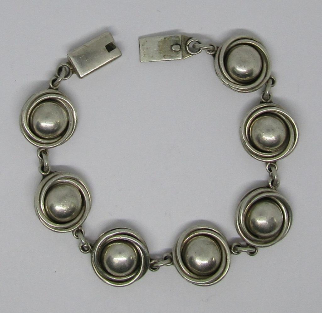 MEXICO STERLING CIRCULAR PANEL BRACELET (1 of 6)