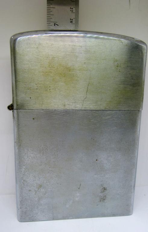 VINTAGE JUMBO TABLE LIGHTER (1 of 5)