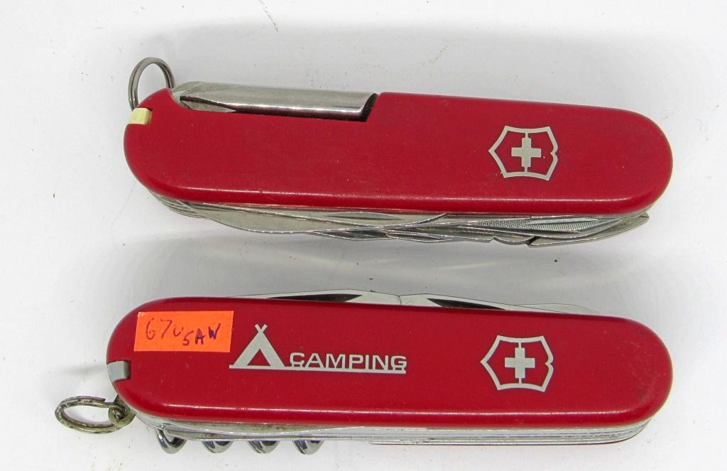 (2) VICTORINOX SWISS ARMY KNIVES (1 of 3)