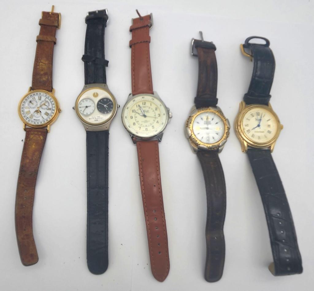 5-VINTAGE MEN'S WATCHES WITH LEATHER BANDS (1 of 12)