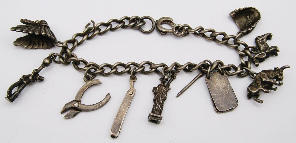 VINTAGE 6 INCH STERLING CHARM BRACELET (1 of 4)