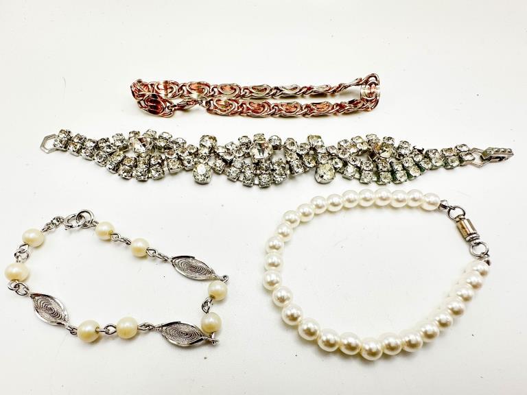 VINTAGE BRACELETS COLLECTION (1 of 2)
